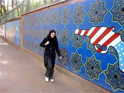 Iran, Amnesty International in piazza anche a Bisceglie con le donne