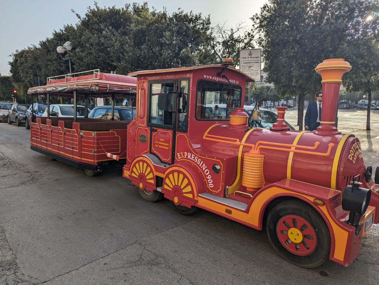 Torna a Bisceglie il trenino turistico, prima corsa sabato 22 giugno