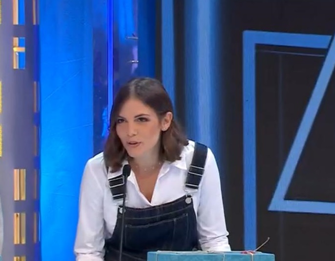 La biscegliese Naomi Povia conquista il pubblico nella trasmissione “Affari tuoi”