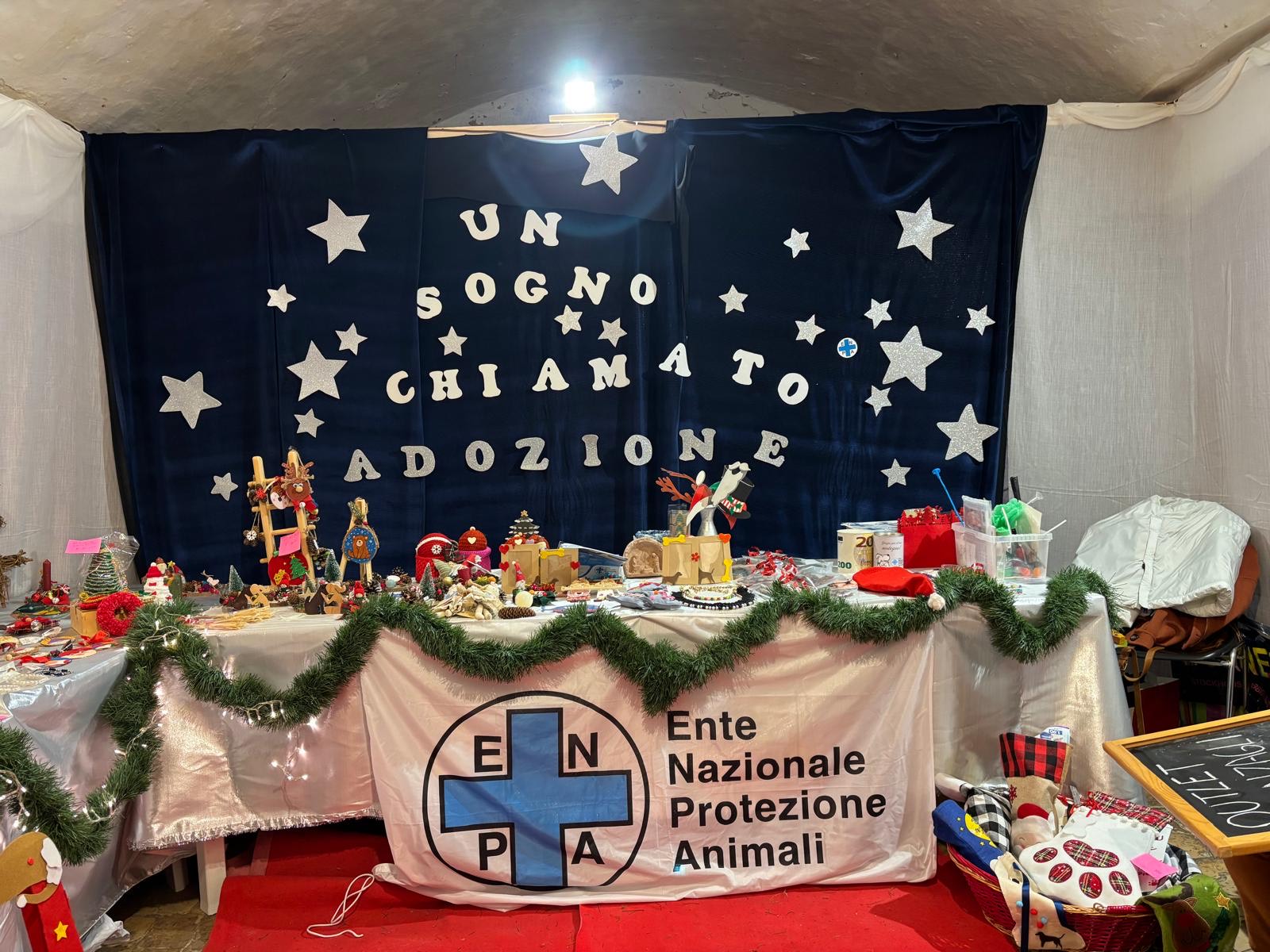Il Mercatino Solidale dell’Enpa di Bisceglie al Borgo di Natale