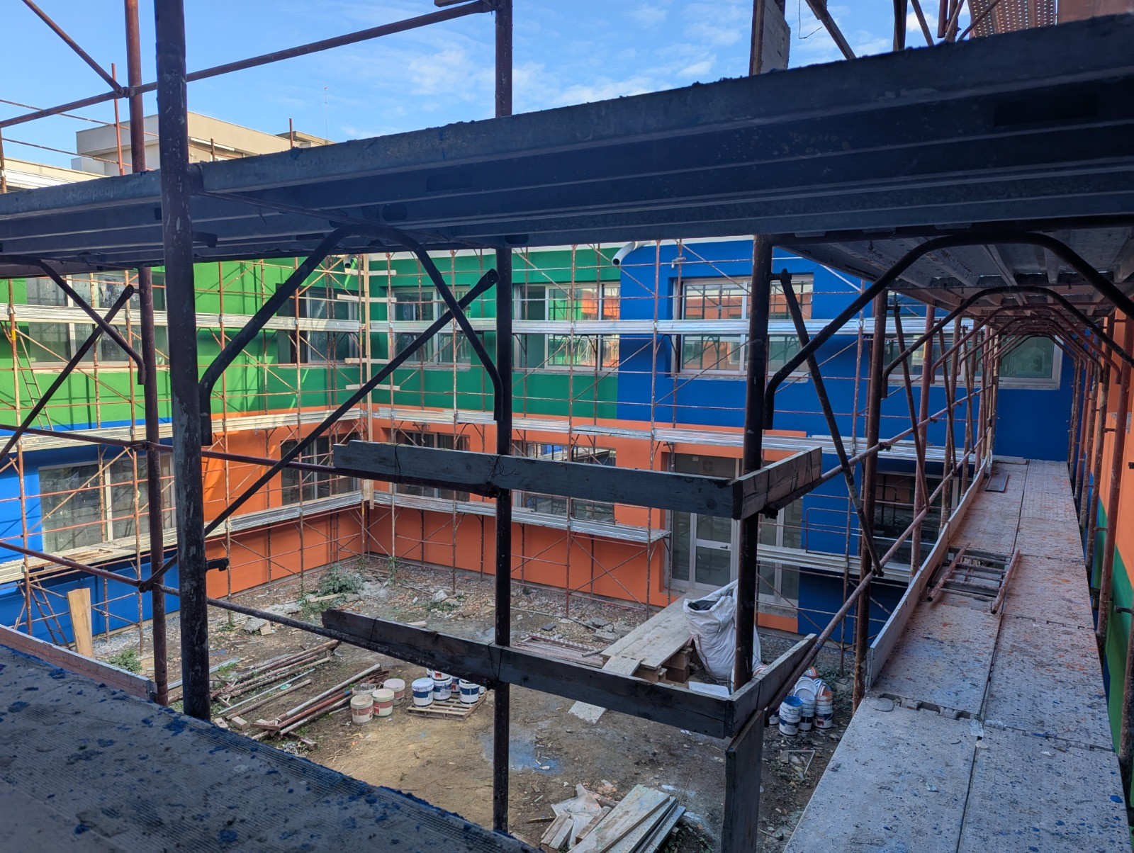 Scuola Monterisi, entro giugno 2025 la consegna del corpo centrale