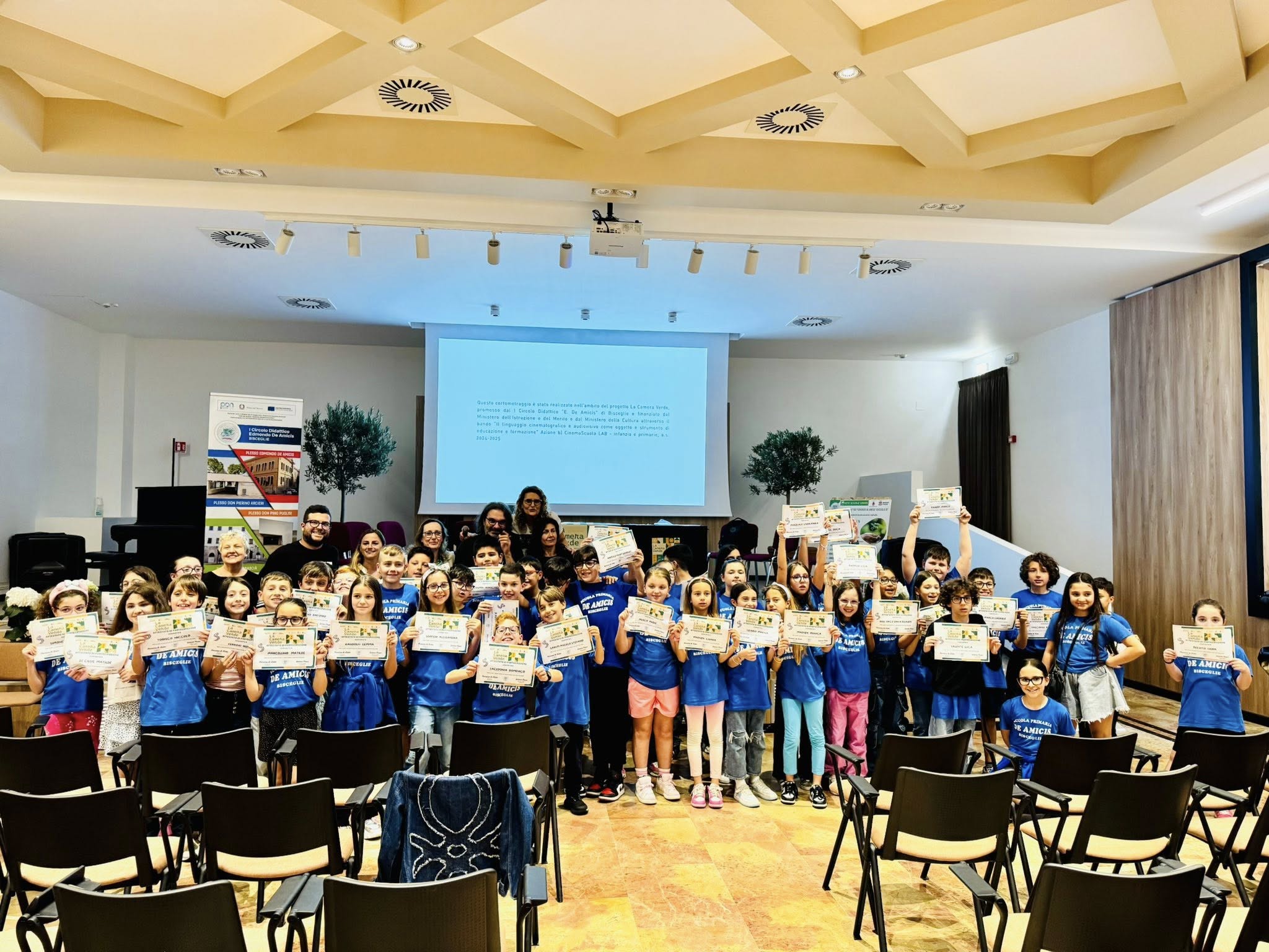 Una grande festa per la conclusione del progetto “La Camera Verde” alla scuola “De Amicis”