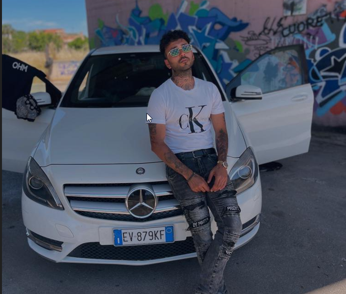 Omar Ali Khan torna con “Nati al Sud”: un’anteprima virale che profuma di verità e radici