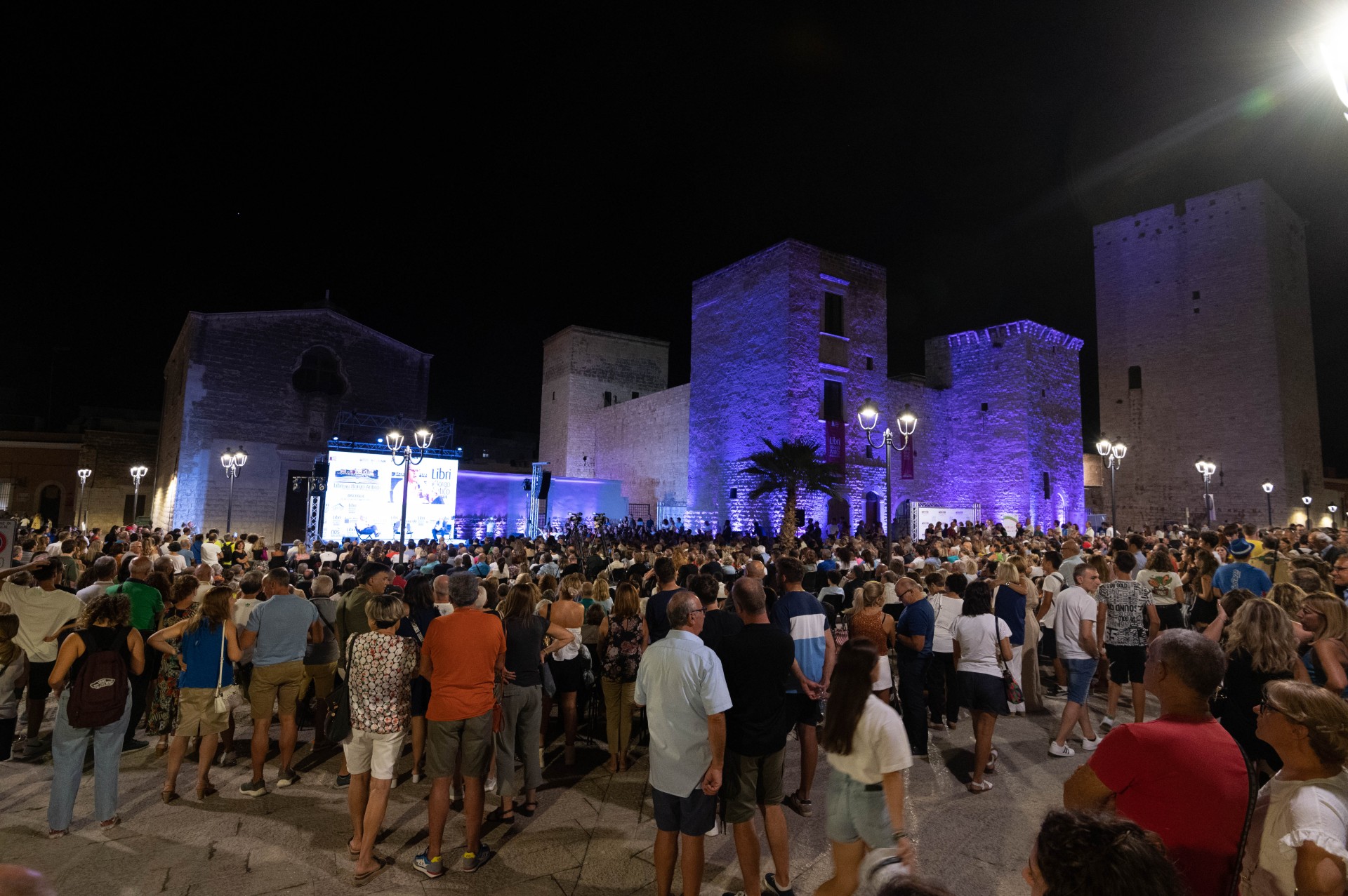 Tutto pronto per la prima giornata di Libri nel Borgo Antico: attesi Guerri, Venezi e De Giovanni