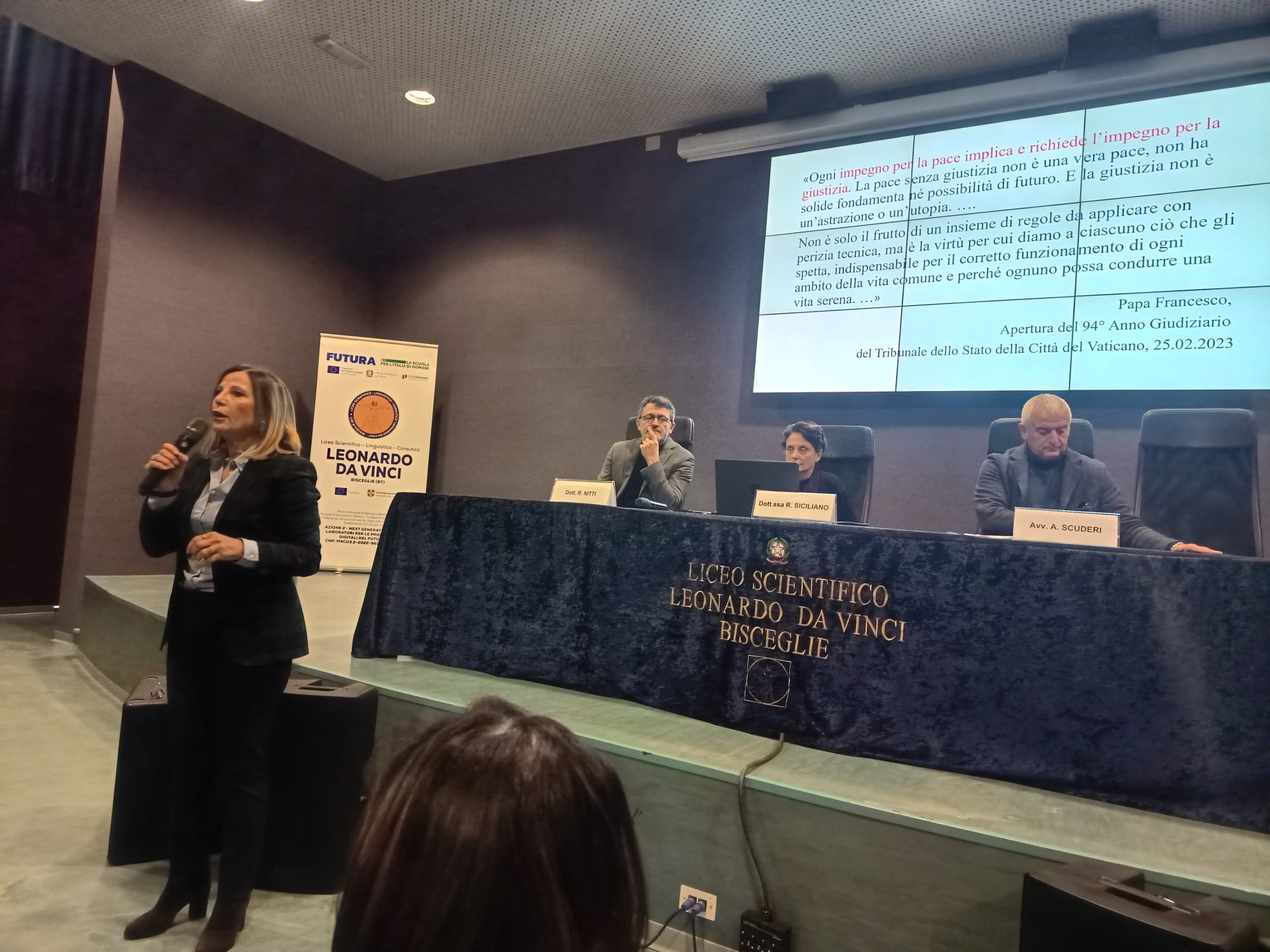 Incontro sul referendum al Liceo di Bisceglie